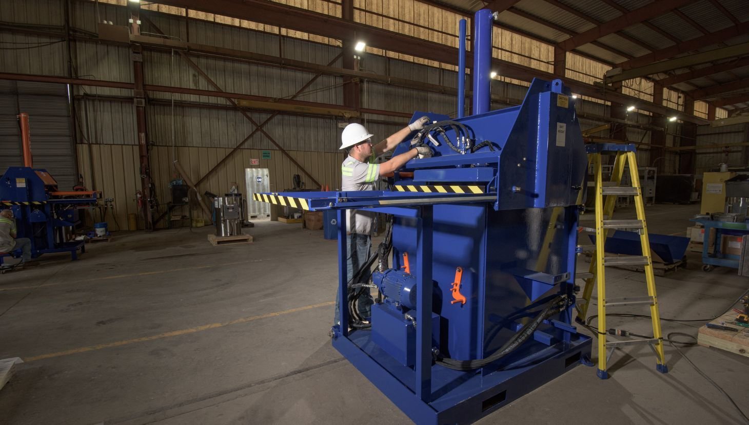 oeg-enviropak-compactor-warehouse-1460x830